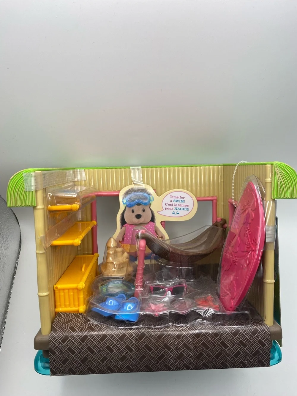 Sunshine Tiki Hut Playset - Pink and Tan